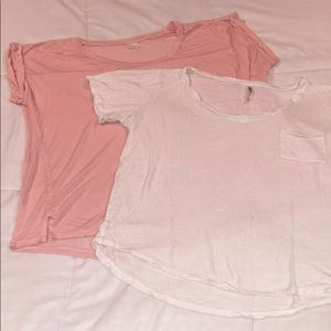 ⭐️ Tresics t-shirt pair 5/$25!